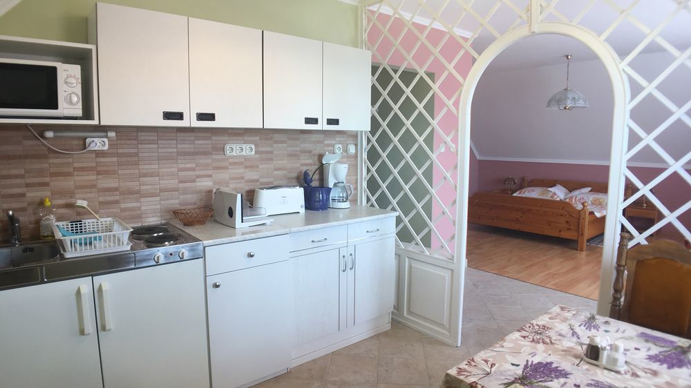 Hevizquelle Apartments Ngoại thất bức ảnh