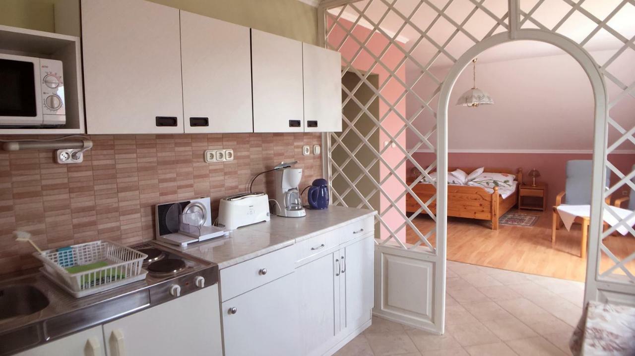 Hevizquelle Apartments Ngoại thất bức ảnh